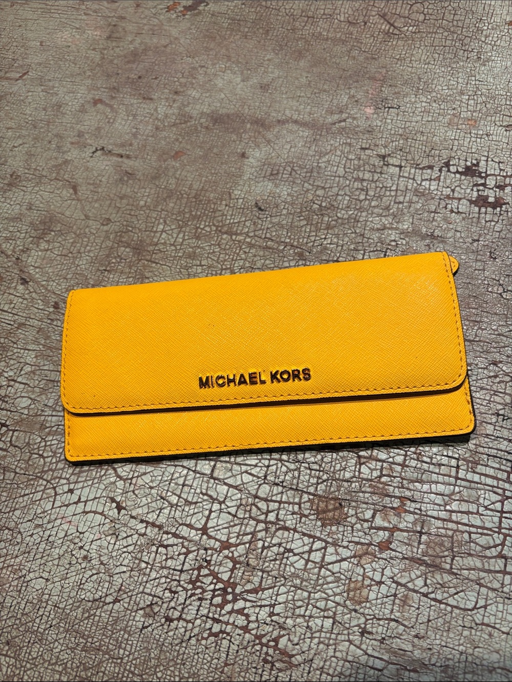 Michael Kors Jet Set Travel Saffiano Leather Wallet Marigold Yellow - Picture 2 of 5